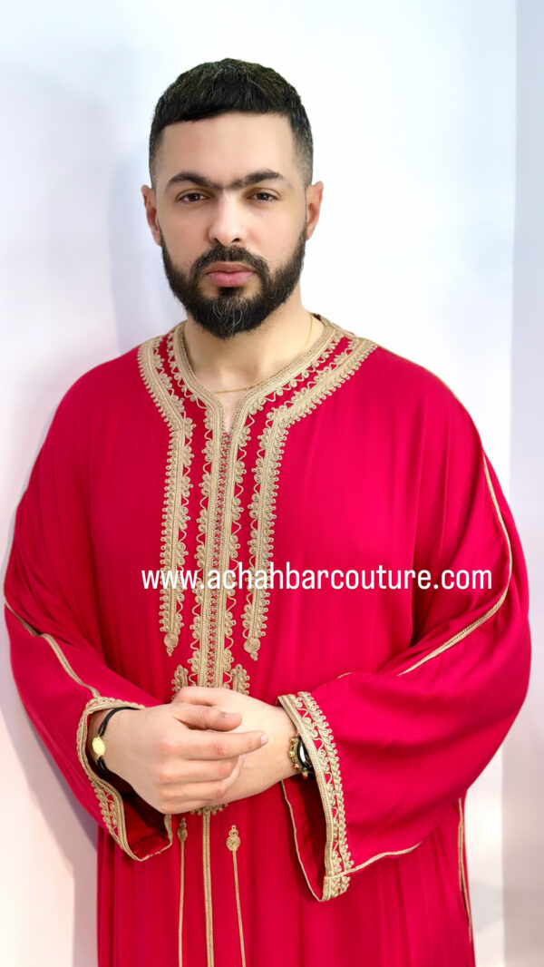 Gandoura homme en tissu  khayt  rouge rose et couture en camel