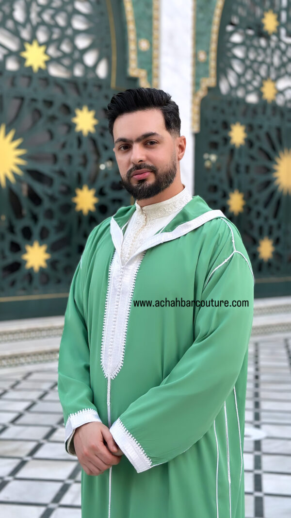 Djellaba avec jabador de qualité