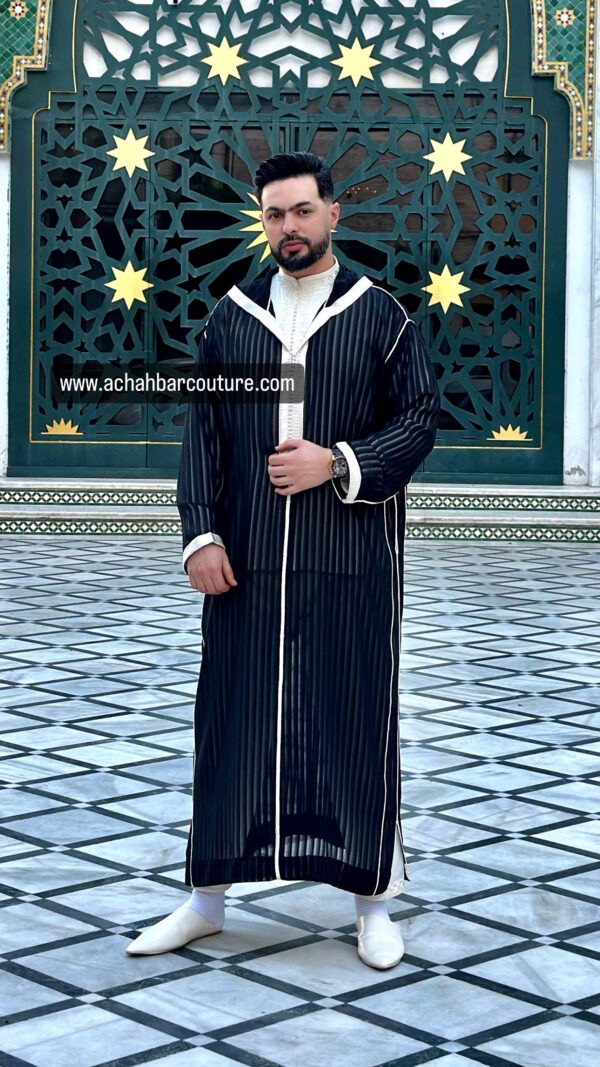 Djellaba traditionnelle avec jabador de qualité