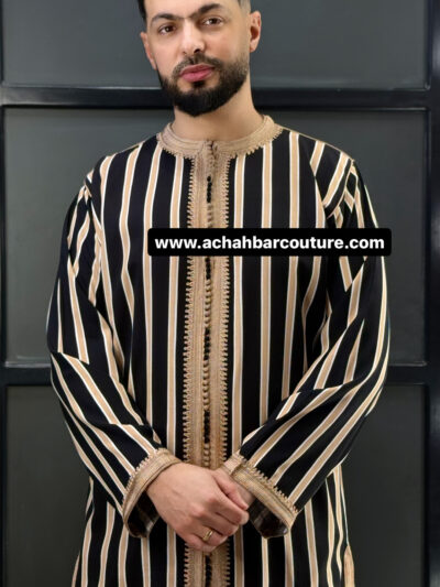 Jabador avec pantalon