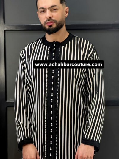 Jabador avec pantalon